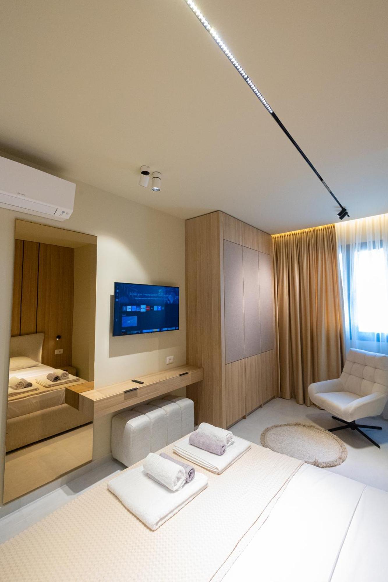 Ameli Luxury